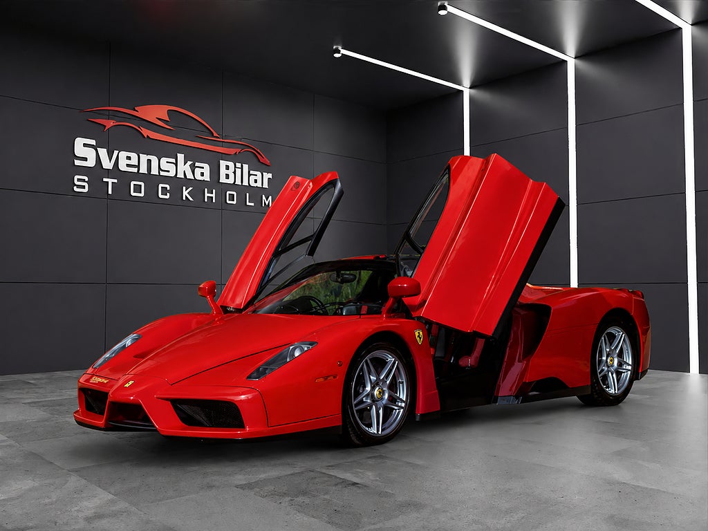 Ferrari Enzo 6.0 V12 MOMS 1 av 399 /Ikonisk Samlarbil /Rosso Corsa 