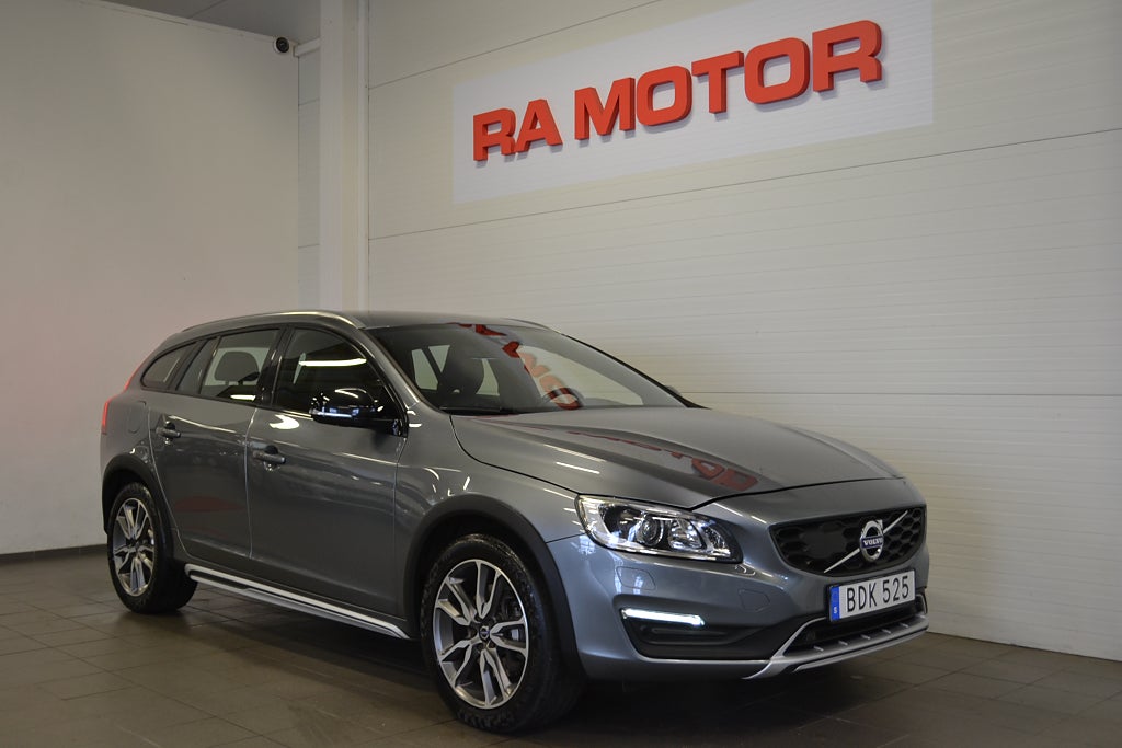 Volvo V60 Cross Country D4 AWD Geartronic Bus Adv Summum Drag Kamera N 2017