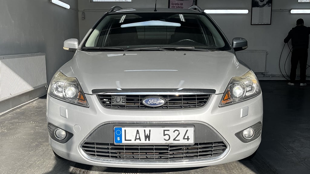 Ford Focus Kombi 1.8 Flexifuel Titanium Euro 4