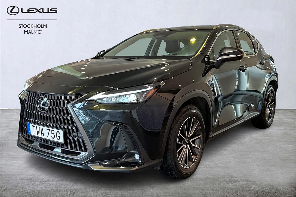 Lexus NX 350h Business 242hk P-värm Keyless Backkamera Skinn Elstolar PDC