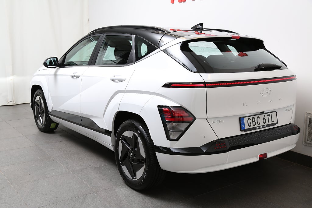 Hyundai Kona EV 48.4kWh Essential f.d Demobil | Kamera Navi Värmepump 2024