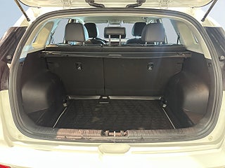 Kia Niro e- 64 kWh Advance Plus Värmepump Connect Kamera GPS SoV – bild 12
