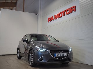 Halvkombi Mazda 2