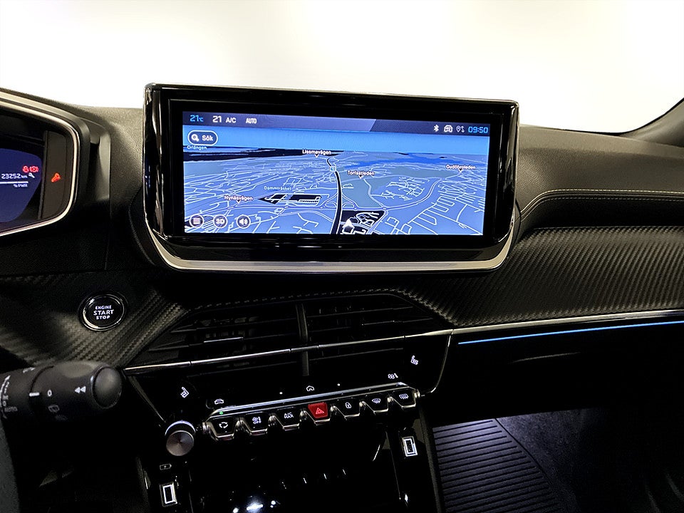 Bild på Peugeot 2008 GT Hybrid 145hk Aut B-KAMERA CARPLAY