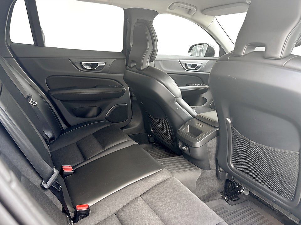 Bild på Volvo V60 Cross Country Advanced D4 Geartronic 190hk Aut 4WD B-KAMERA CARPLAY