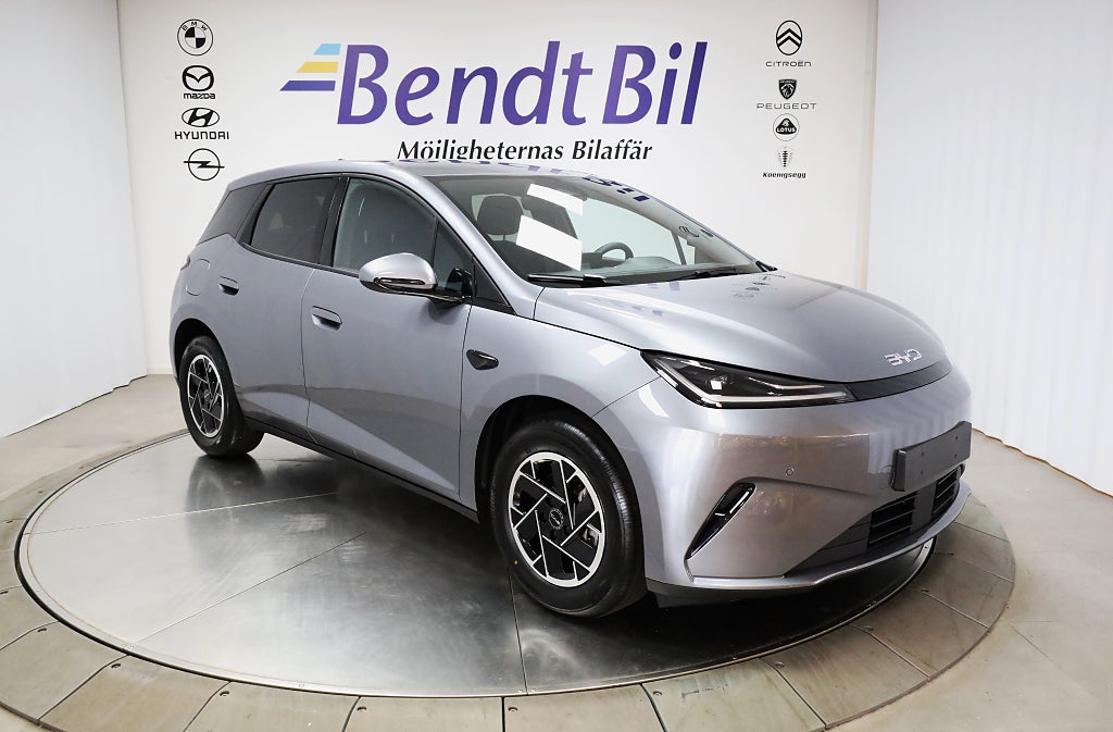 BYD Dolphin G DM-i Boost | 1040km WLTP | 0,95% RÄNTA | Backkamera 