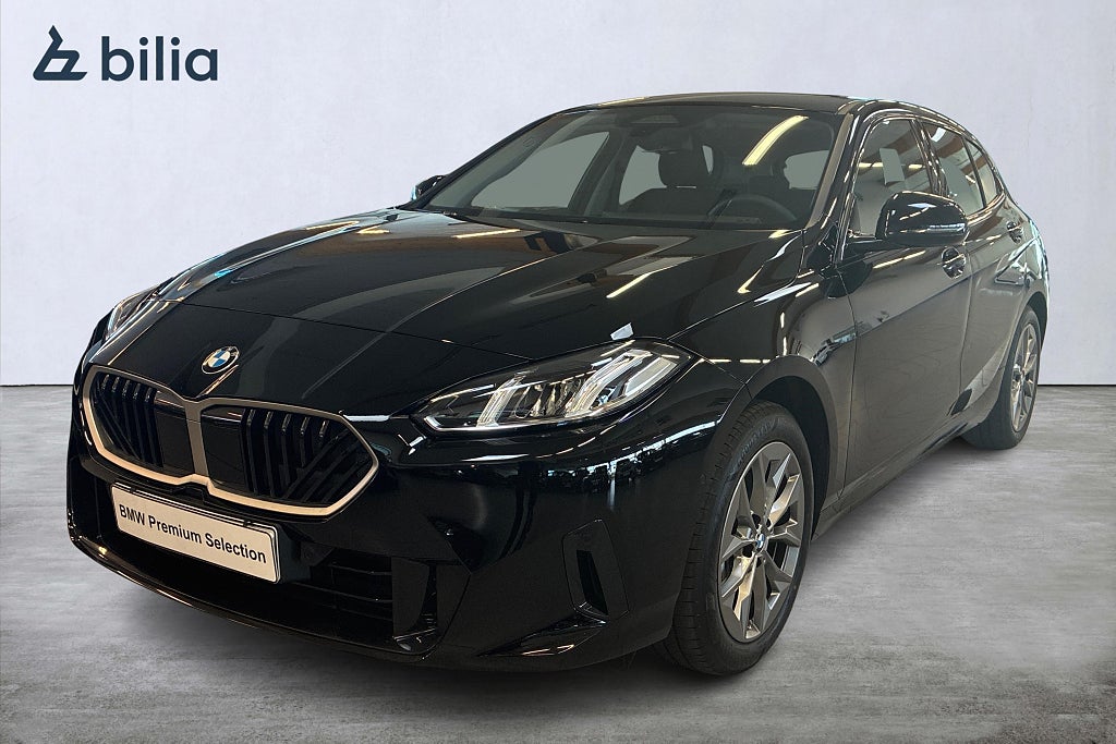 BMW 120 Rattvärme Backkamera Navigation Farthållare