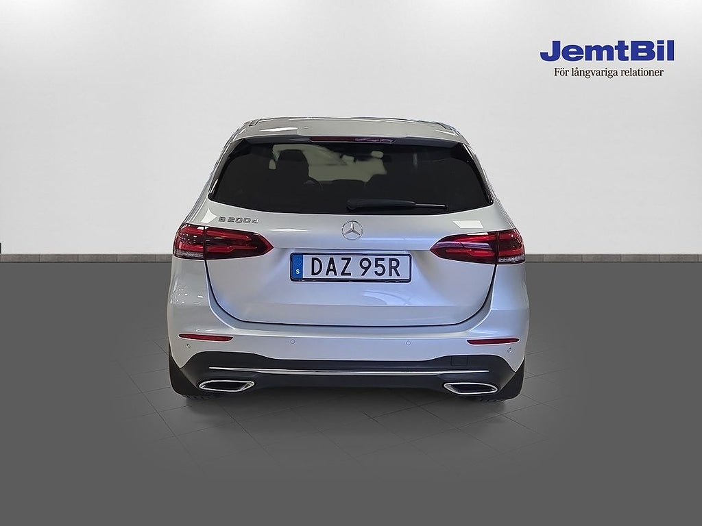 Mercedes-Benz B 2022 - miniatyr 5