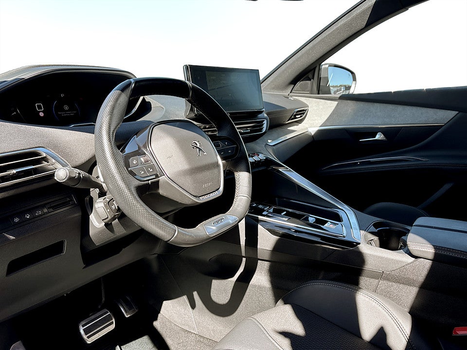 Bild på Peugeot 3008 GT Black Pack 1.2 PT 130hk Aut B-KAMERA CARPLAY