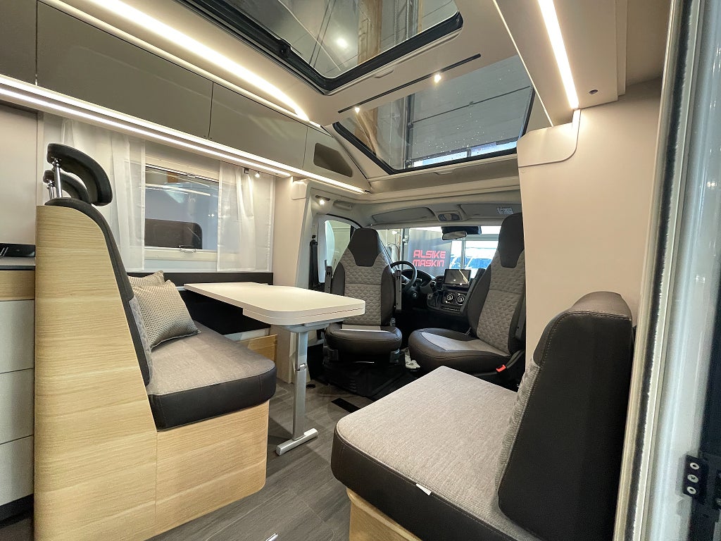 Adria Coral Axess 670 SL /Automat140hk/Elpatron/B-körkort - Adria