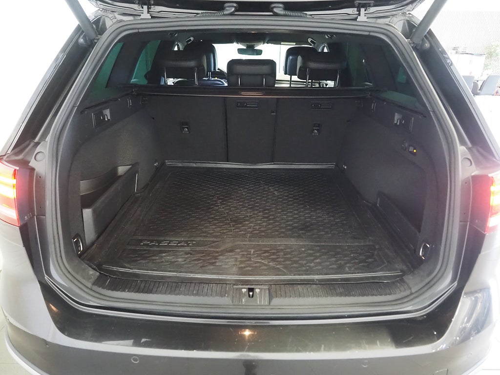 Volkswagen Passat Alltrack TDI 190hk 4M Executive | D-värm | Drag | Cockpit 2018