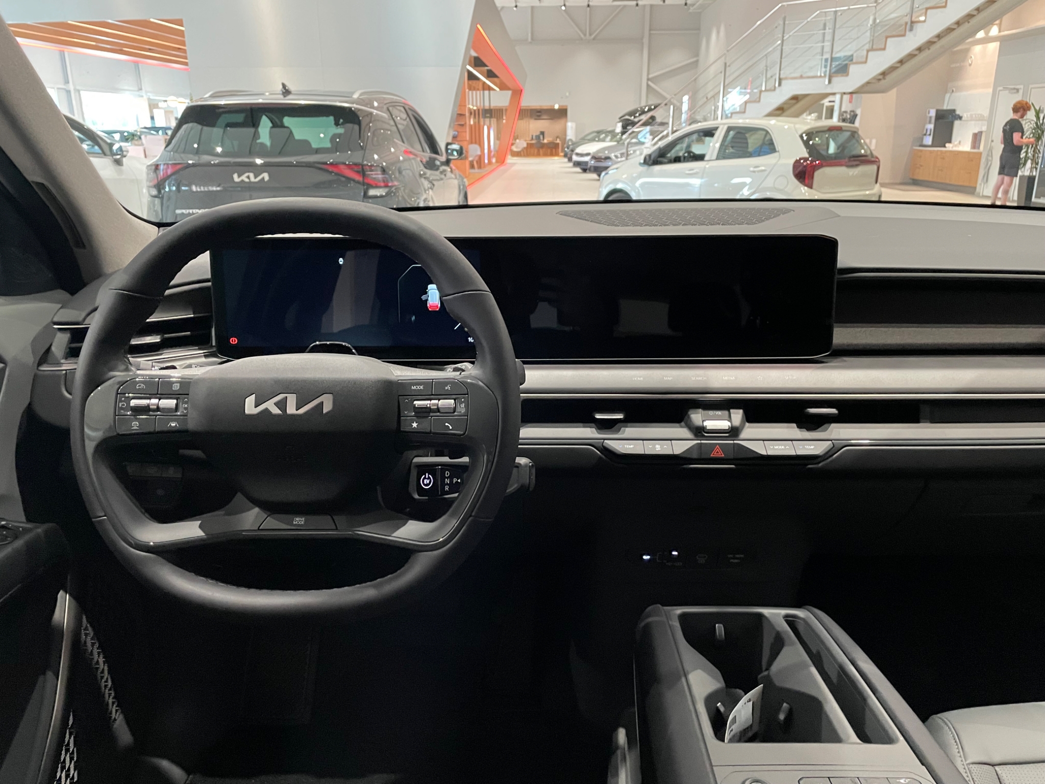 Kia EV9 RWD 76.1 kWh 218hk 2027, bild 6/32