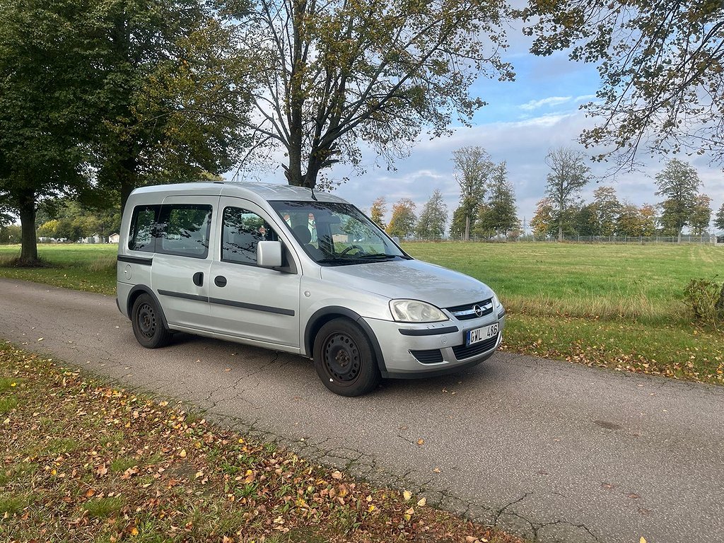 Opel Combo 1.6 CNG ecoFLEX Euro 4 servad