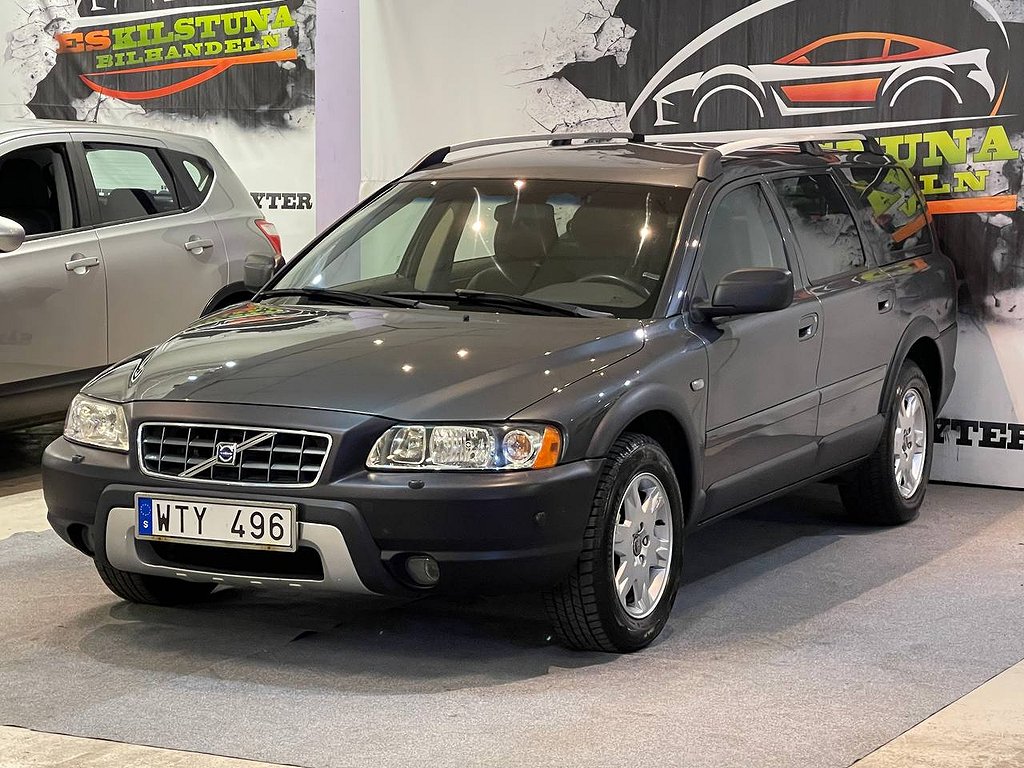 Volvo XC70 2.5T AWD KINETIC AUTOMAT DRAG 210HK  NY BESIKTAD NY SERVAD