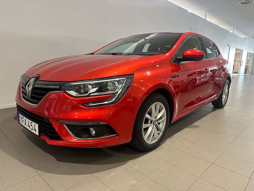 Renault Megane 1,2 Energy TCe 130 Zen 5-d / sensorer bak/...