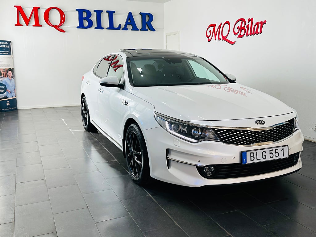Kia Optima 1.7 VGT DCT Launch Edition Pano H/K Navi Skinn 141hk