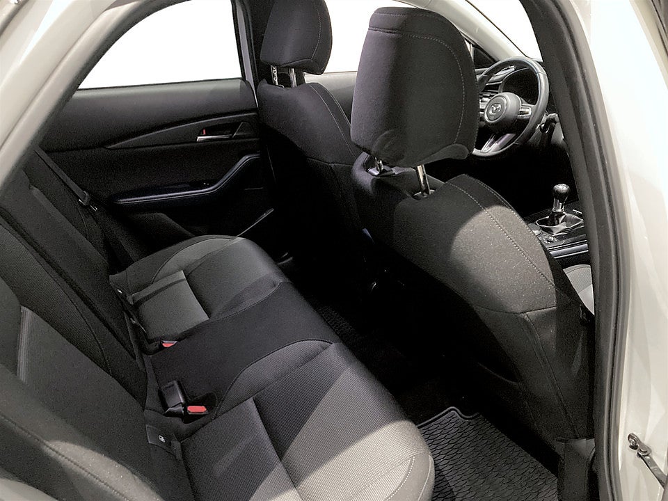 Bild på Mazda CX-30 2.0 SKYACTIV-G M 122hk - B-KAMERA, FARTHÅLLARE