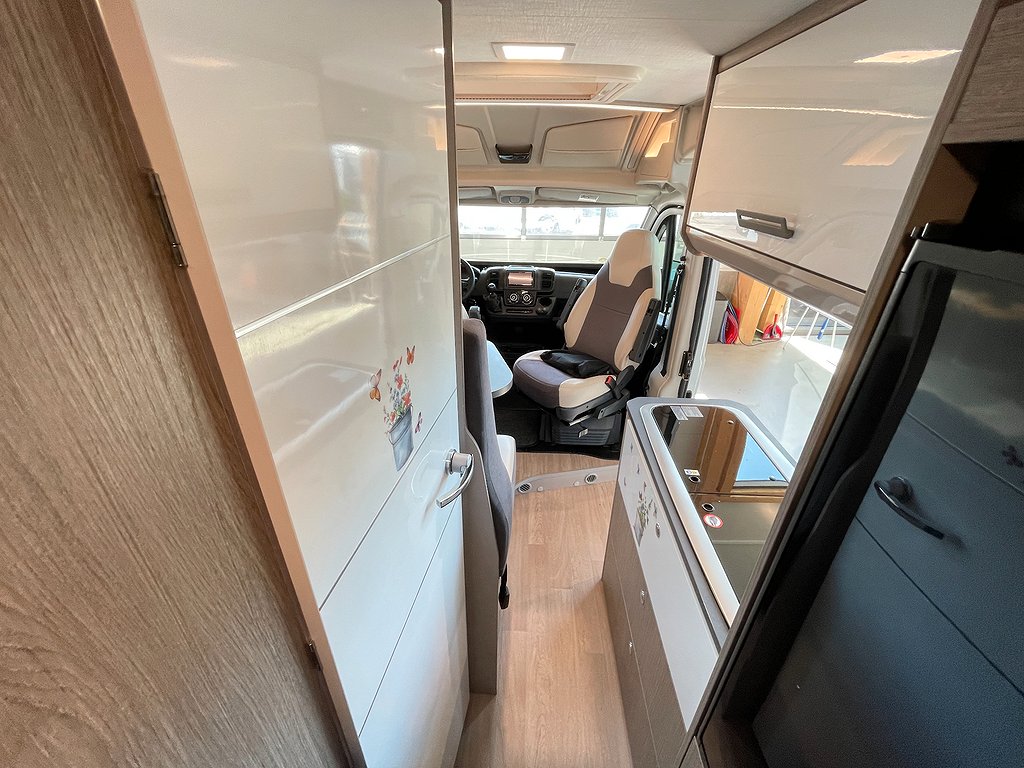 CHALLENGER Van 114 / B-körkort / Våningssäng / Under 6m - CHALLENGER