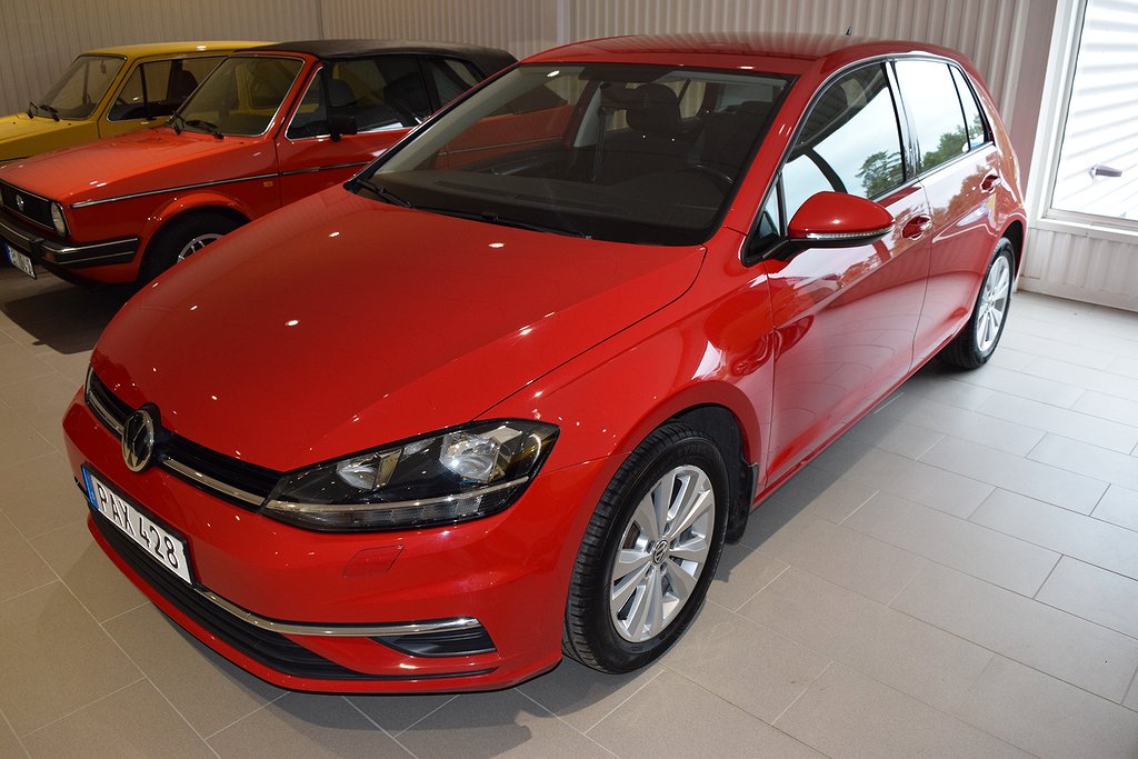 Volkswagen Golf 5-dörrar 1.0 TSI Euro 6 Drag/Kamera