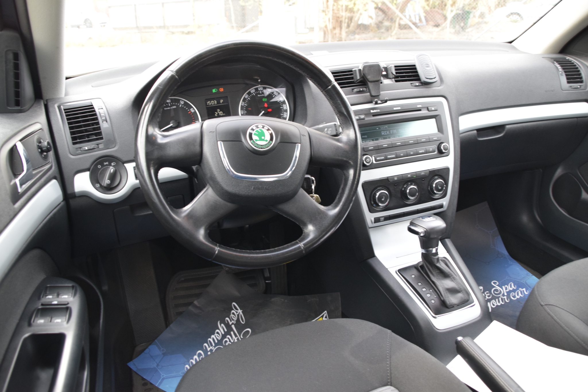 Skoda Octavia 2010, bild 6/43