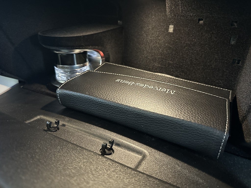Mercedes-Benz E 63 S T 4MATIC+ AMG 612HK SVENSKSÅLD PANORAMA DRAGKROK 2018, bild 34