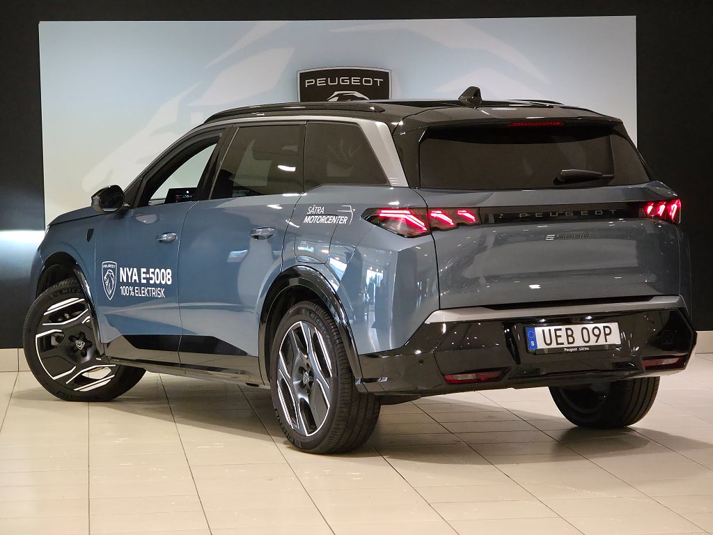 Bild på Peugeot E-5008 GT 214hk Aut - 7-SITS,B-KAMERA,DRAG