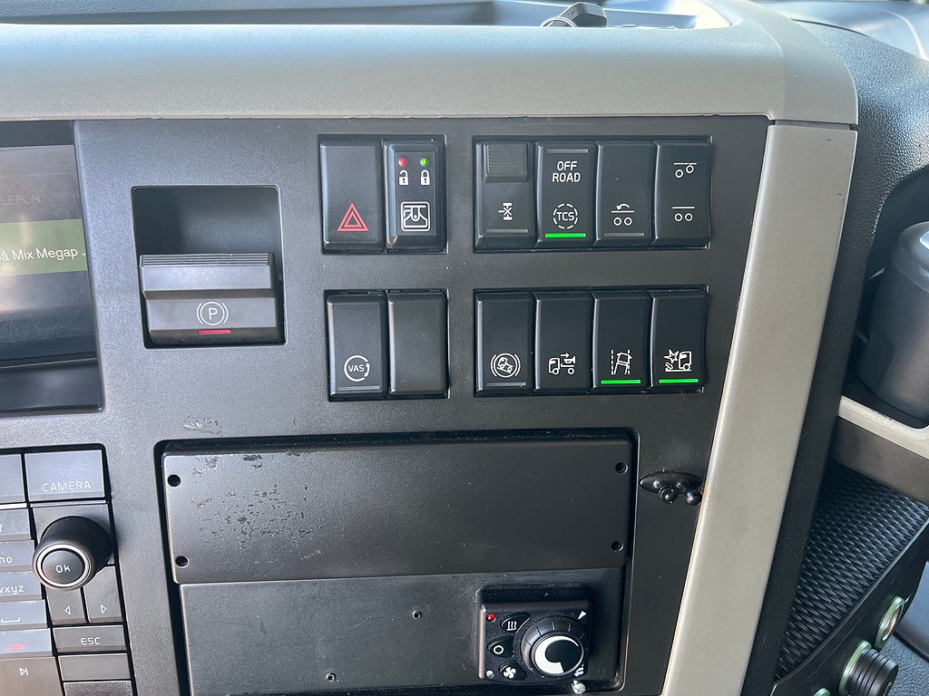 Volvo FM 410 6x2 Skåpbil, Öppningsbarsida, Bussbygg, Värmare