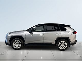 Toyota RAV4 Hybrid AWD Drag 360° JBL Skinn Mvärm SoV