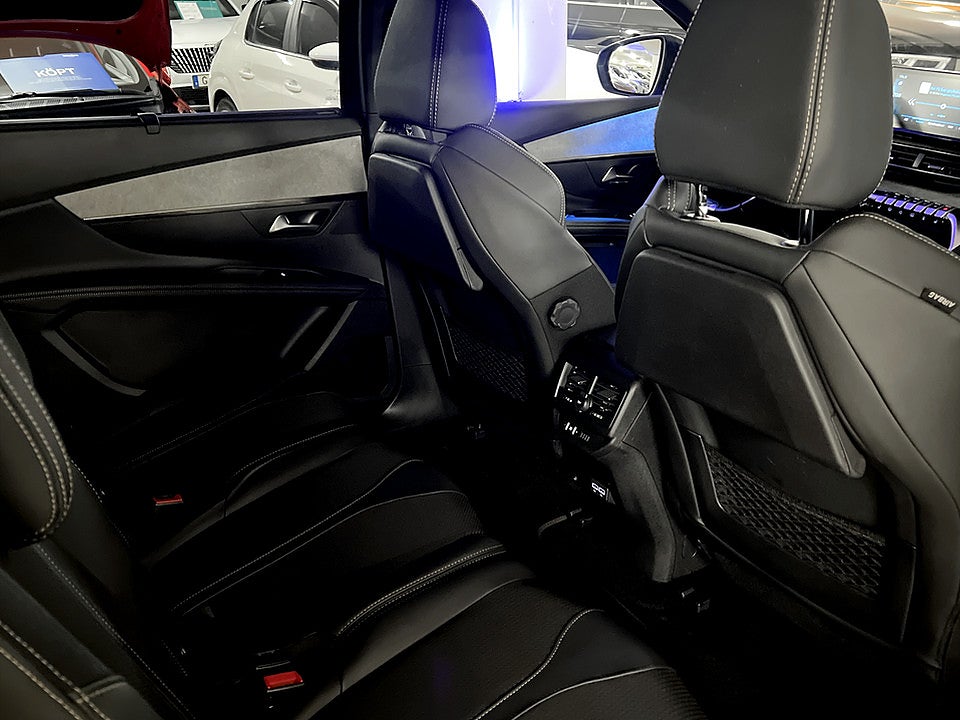 Bild på Peugeot 5008 GT 1.2 PT 130hk Aut 7-SITS B-KAMERA CARPLAY