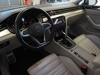 Kombi Volkswagen Passat 13 av 20