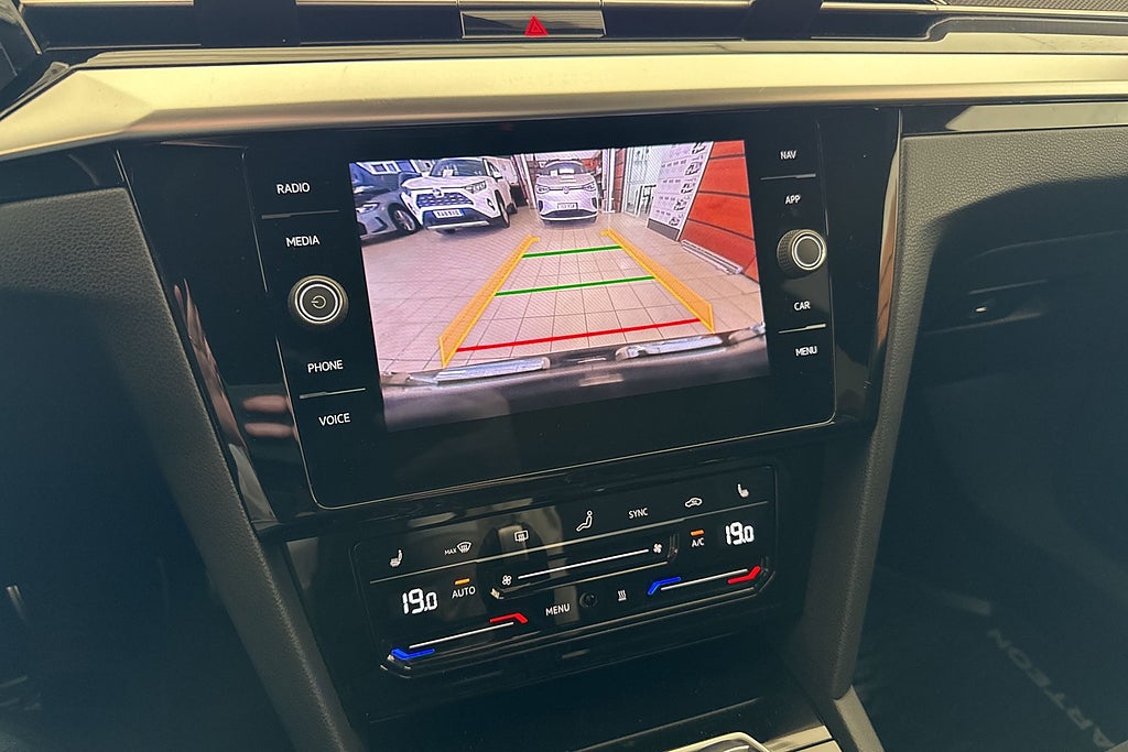 Volkswagen Arteon Shooting Brake 2.0 TDI 4Motion R-Line Drag Värmare Kame miniatyr 9