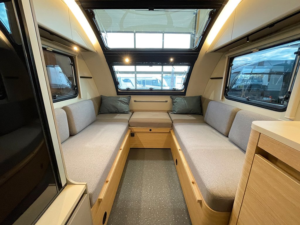 Adria Action 391 LH /B-körkort/1150kg/Långbäddar/Golvvärme - Adria