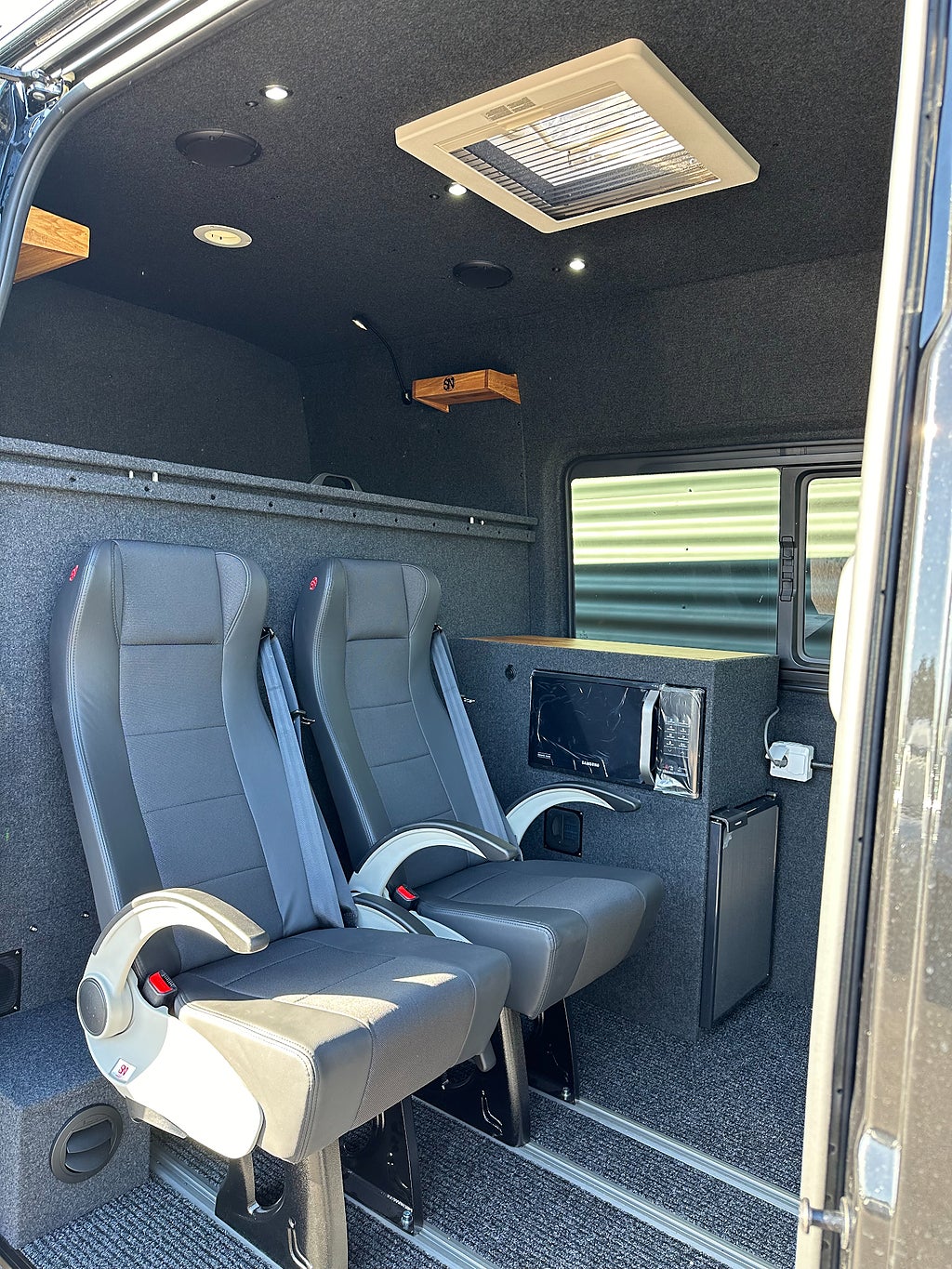 Mercedes-Benz Sprinter 319  CDI A4 Crossbuss SN Byggnation - bild 7