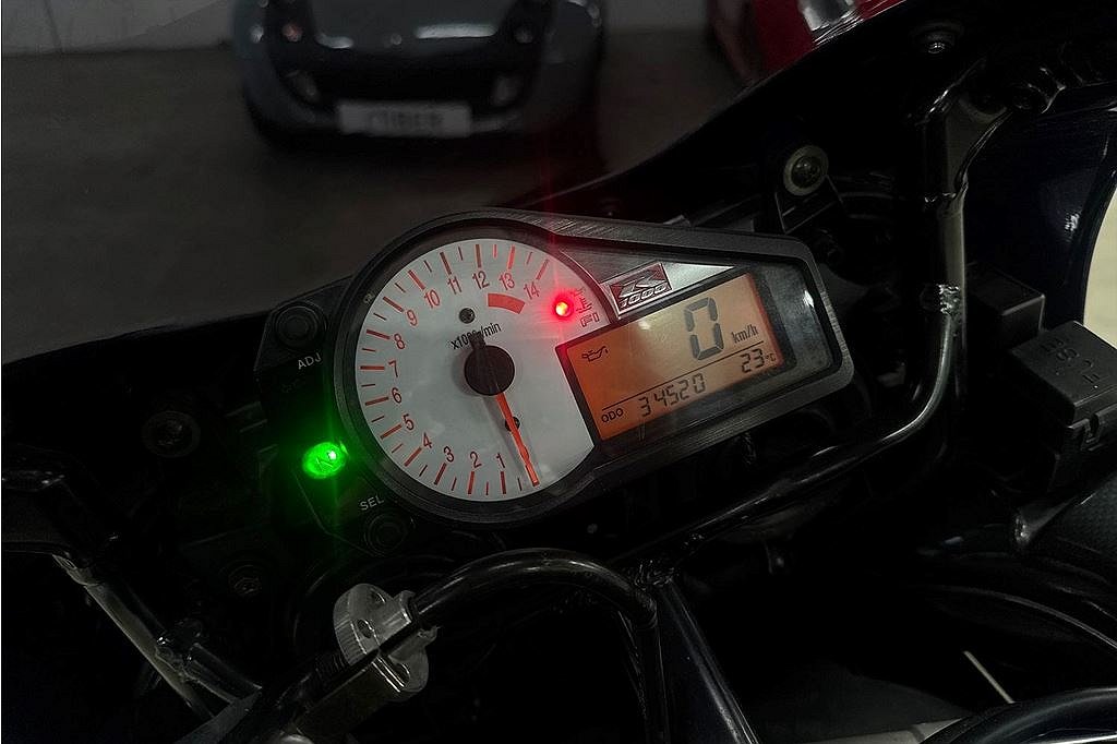 Suzuki GSX-R1000 Cycles GSX-R1000 1.0 Manuell, 160hk, 2001
