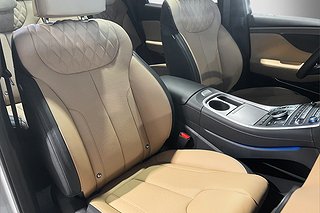 SUV Hyundai Santa Fe 8 av 28
