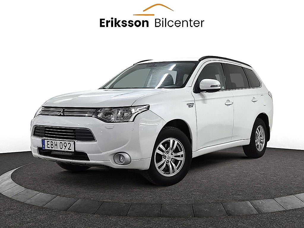 Mitsubishi Outlander P-HEV 203hk Hybrid Plug-In 4WD Business B-kam/0%Ränta