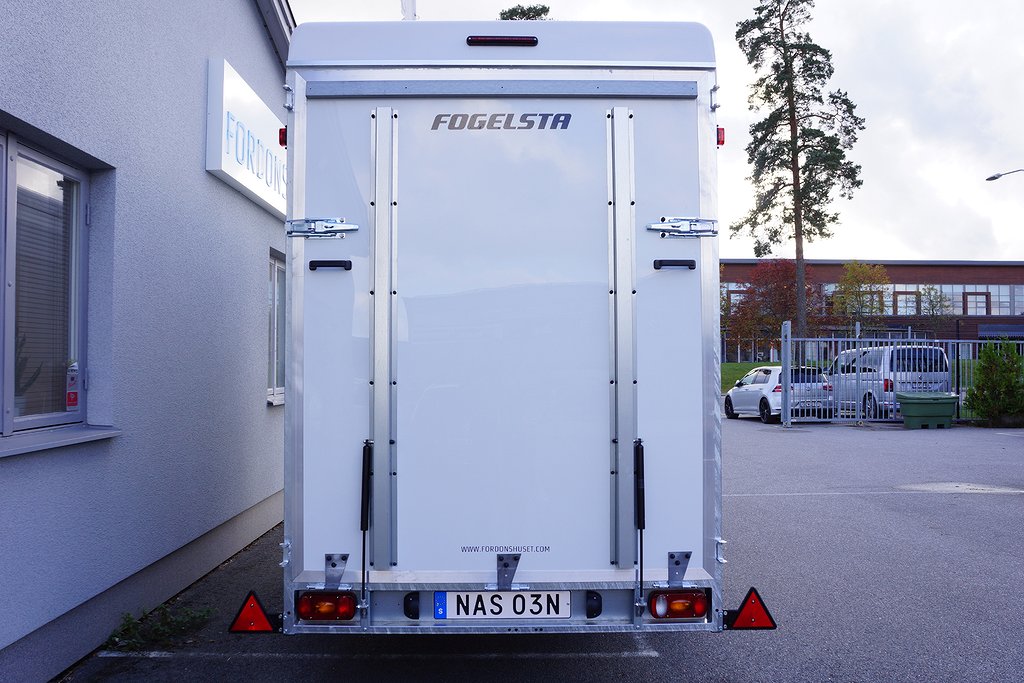 Fogelsta Skåpsläp CE1300BHR | CARGO EXELLENT | OMGÅENDE LEV.