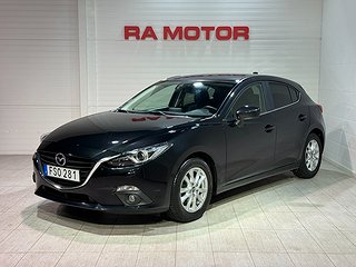 Halvkombi Mazda 3