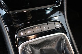 Halvkombi Opel Astra 17 av 20
