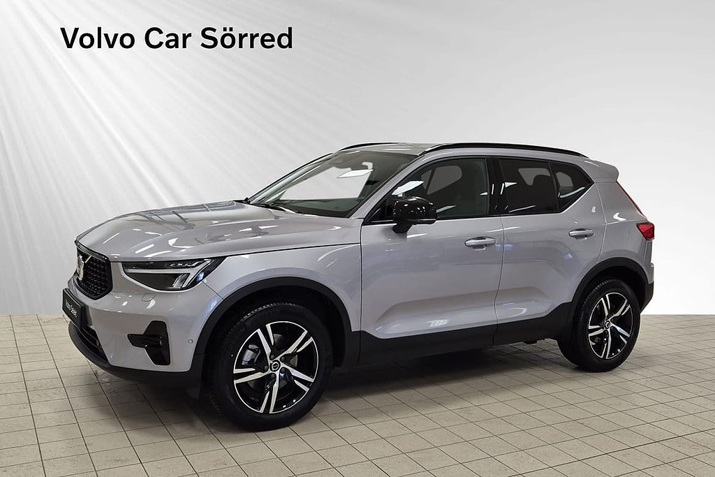 Volvo XC40 B3 FWD Bensin Plus Dark