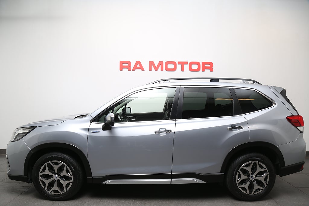 Subaru Forester 2,0i e-Boxer Ridge AWD Aut Skinn 1ägare Motorvärmare 2020