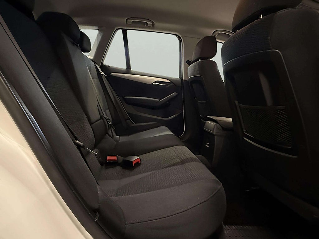 BMW X1 xDrive20d Steptronic S & V Hjul - miniatyr 15