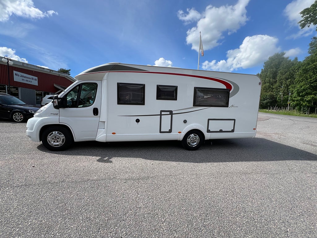 Bürstner Nexxo 720 Multi jet 160