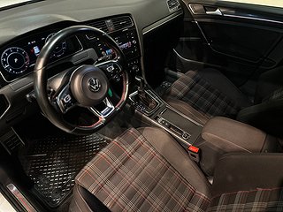 Volkswagen Golf 5-dörrars GTI Performance Cockpit Kamera SoV