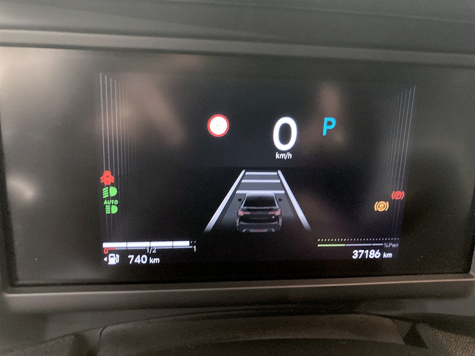 Bild på Citroen C4 Max Hybrid 145hk Aut BACKSENSORER CARPLAY