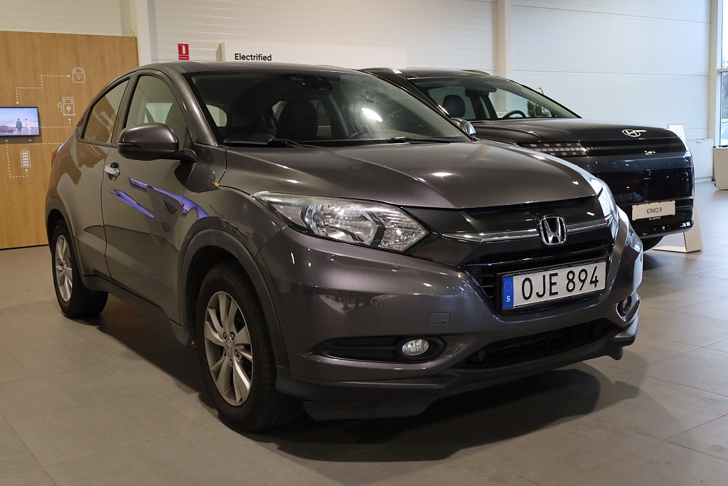 Honda HR-V 1.5 i-VTEC Elegance Navi Blåtand PDC M-värme Nyservad 2017