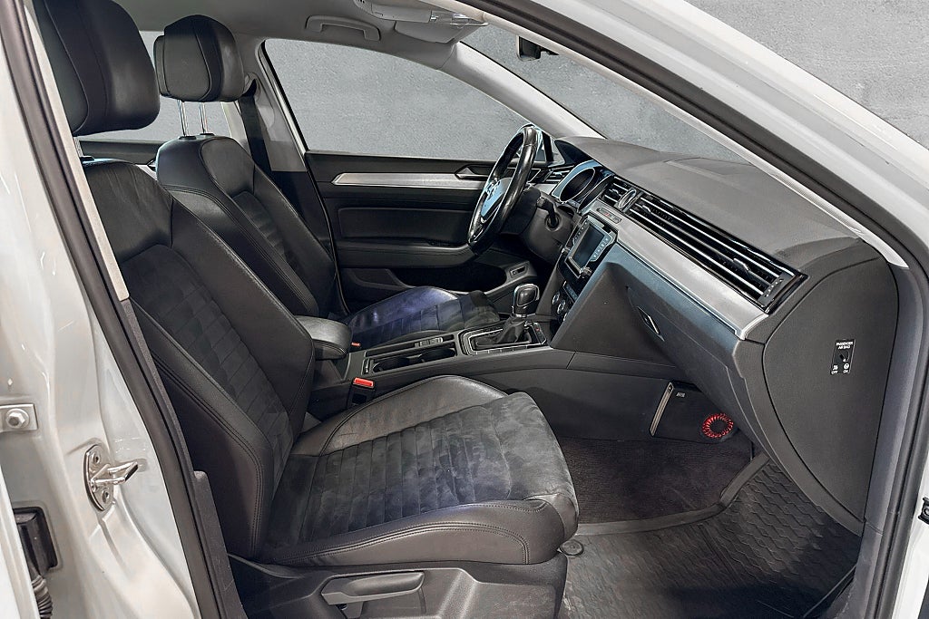 Volkswagen Passat Sportscombi 2.0 TDI DPF SCR BMT 4Motion GT 1-Brukare