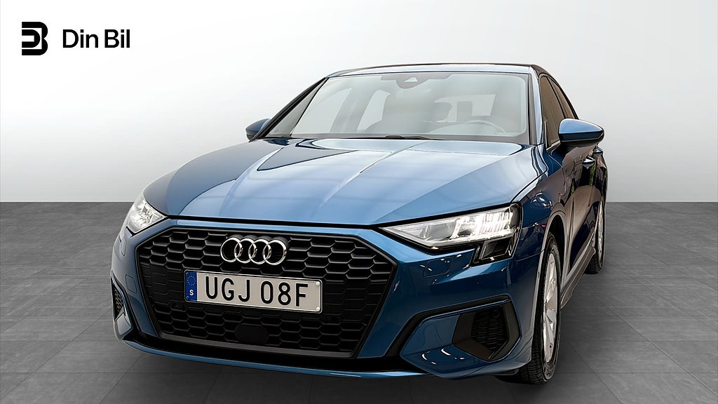 Audi A3 Sportback 35 TFSI 150HK Cockpit Carplay