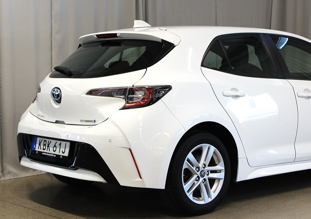 Toyota Corolla Hybrid 122HK, Active, S&V-hjul, B-kamera