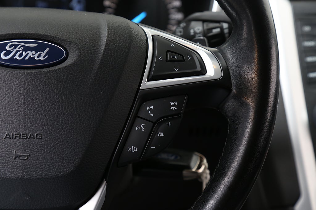 Ford Mondeo 2,0 TDCi 150hk Kombi Automat Drag 2017